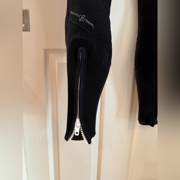 Bare 5mm Evoke Full, Womens *very good condition, gently used* - Picture 10 of 11